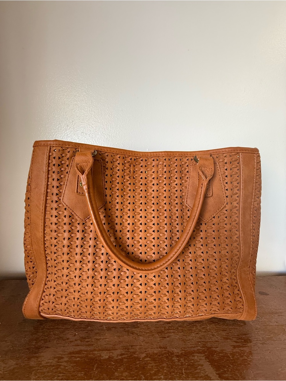 Steve Madden Laser Cut Tote Cognac Brown Faux Leather Tassel Shoulder Boho - Picture 3 of 13
